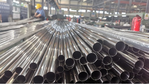 圓管與方管的“幾何學(xué)”：為什么形狀本身就是一種性能？